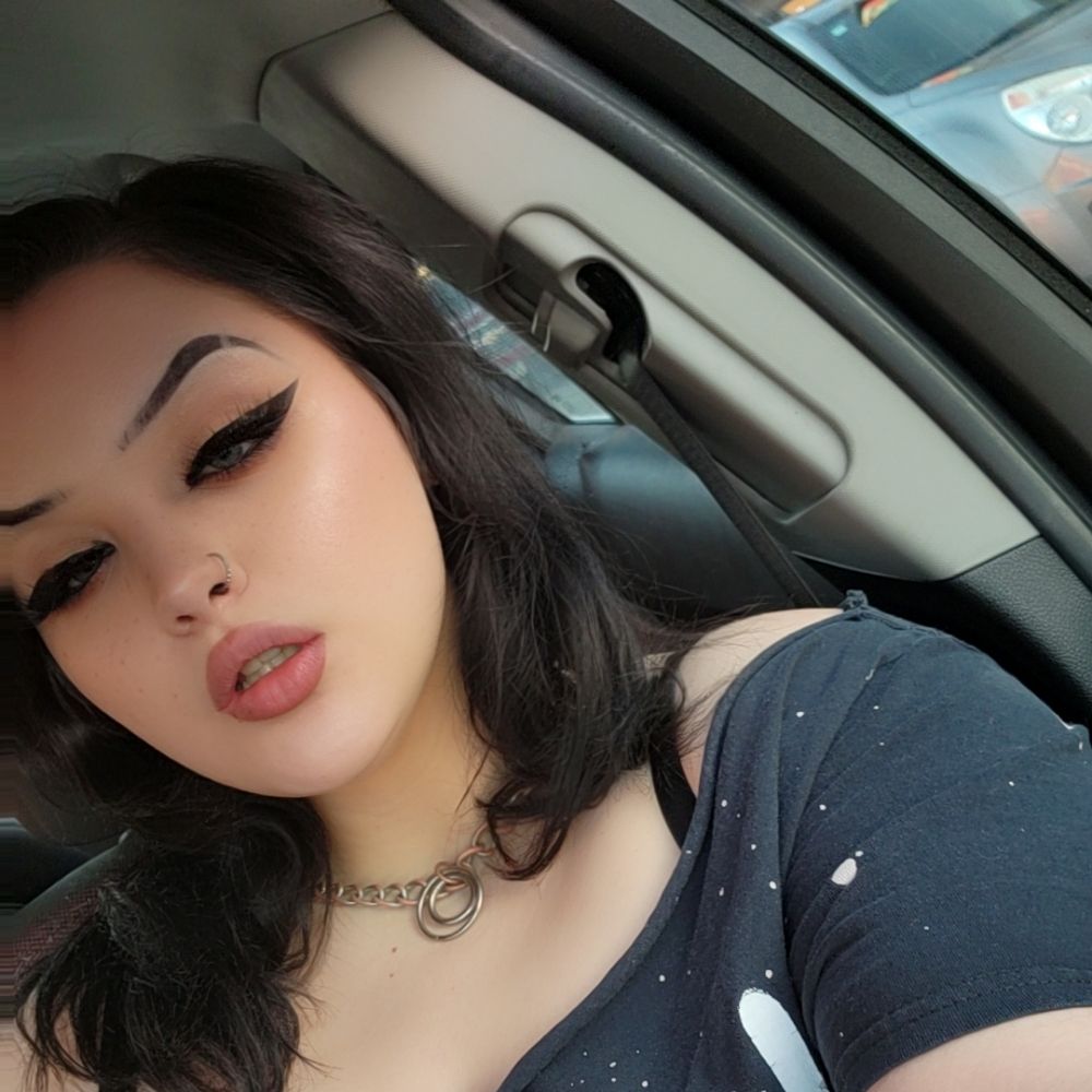 Sapphire 🖤💸
