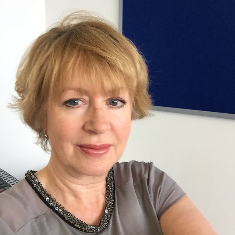 Maureen Robson