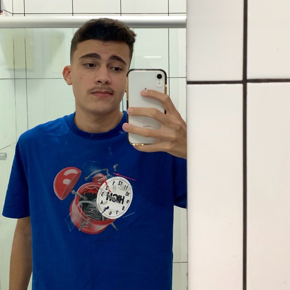 Gustavo