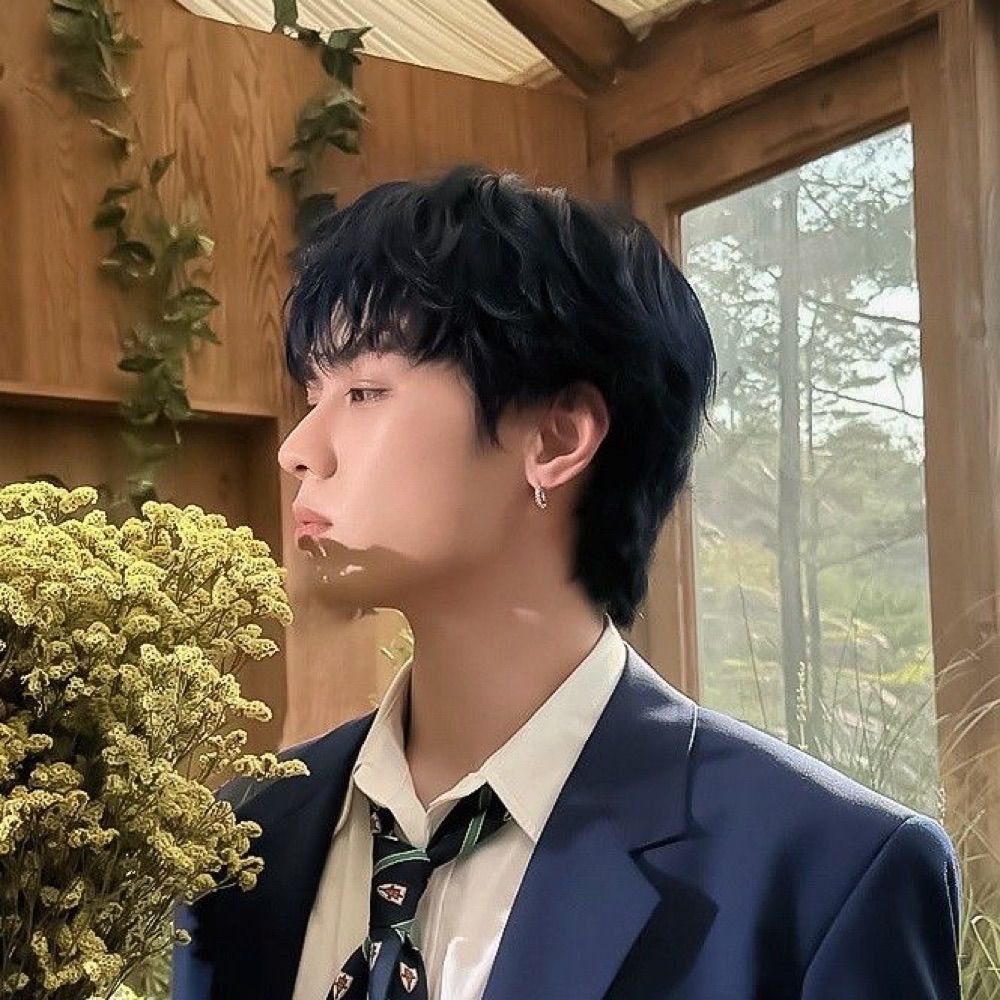 MIKI 💙’s KUN