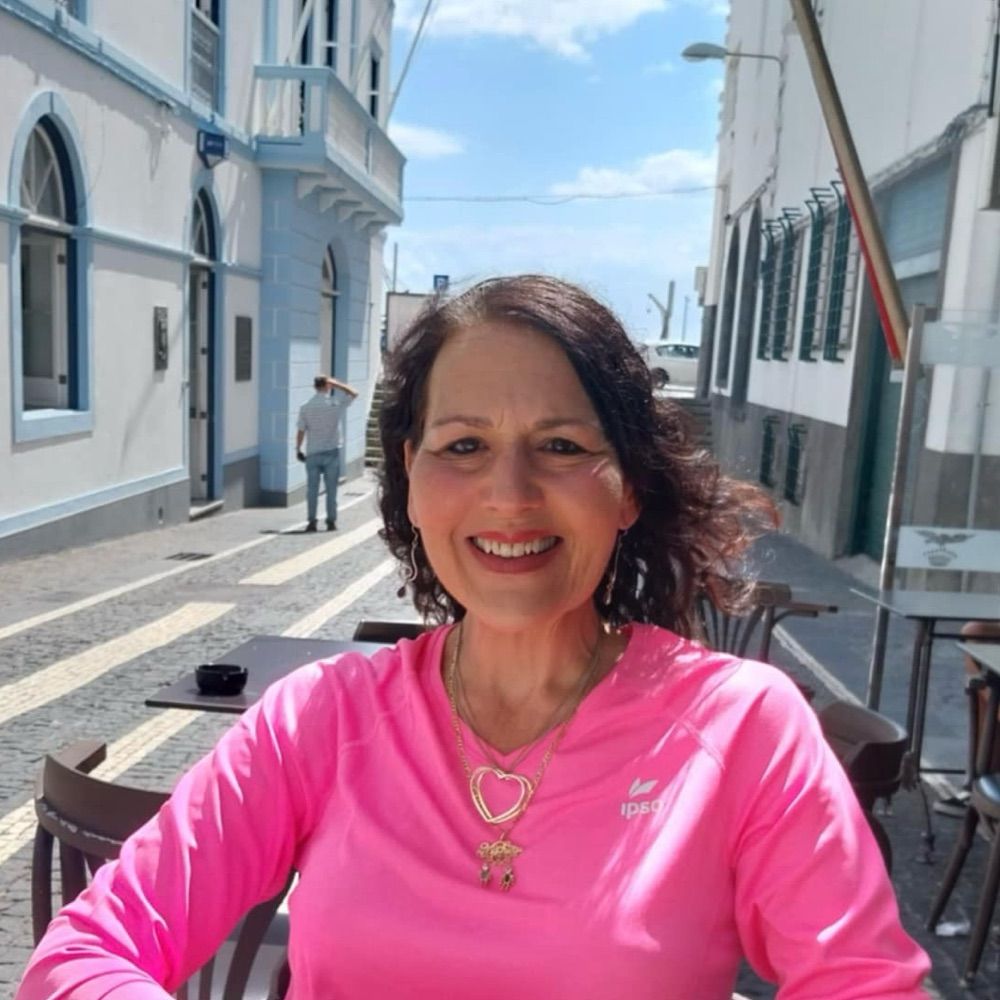 Lori Ravelli