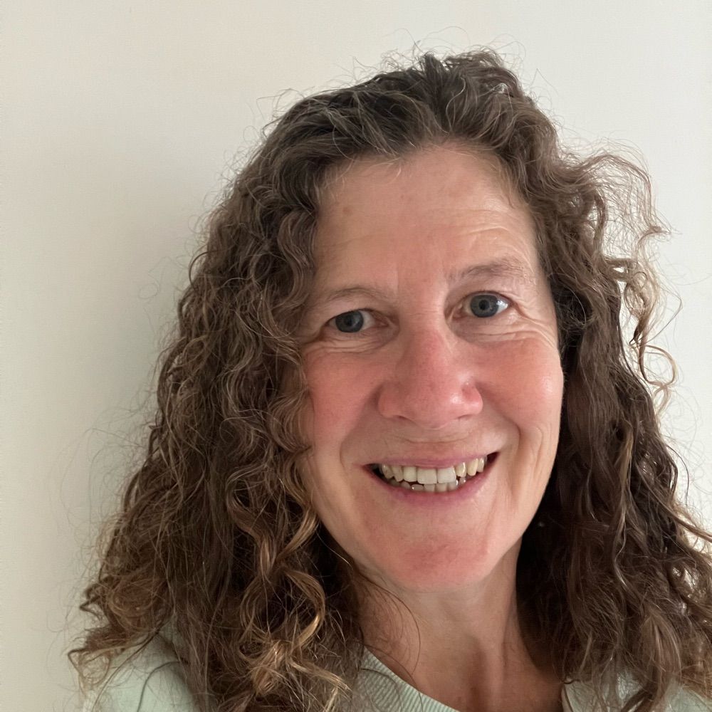 Elaine Cossins