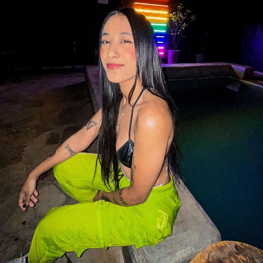 MARCELA 🦇