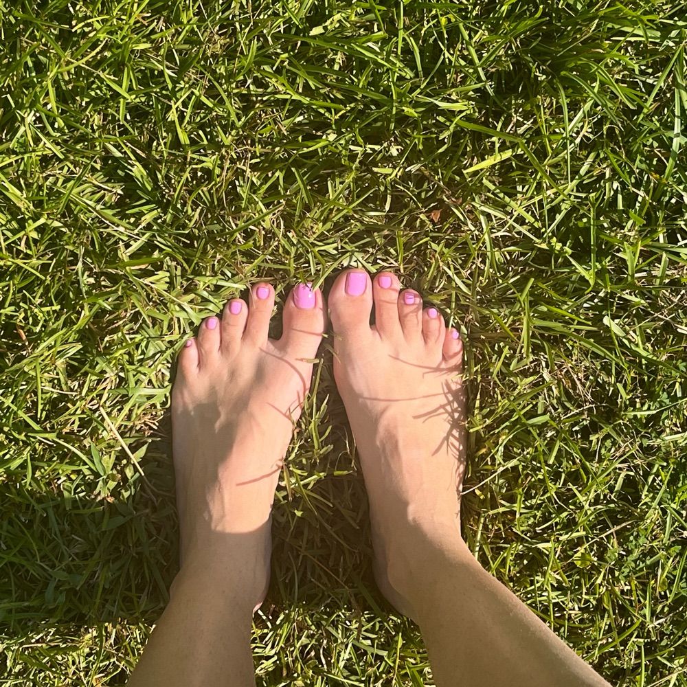 Pixie feet 🩵
