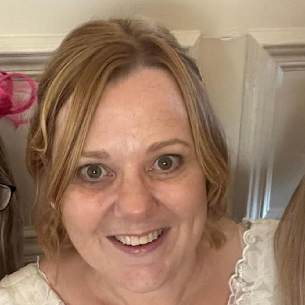 Dr Alison Allam