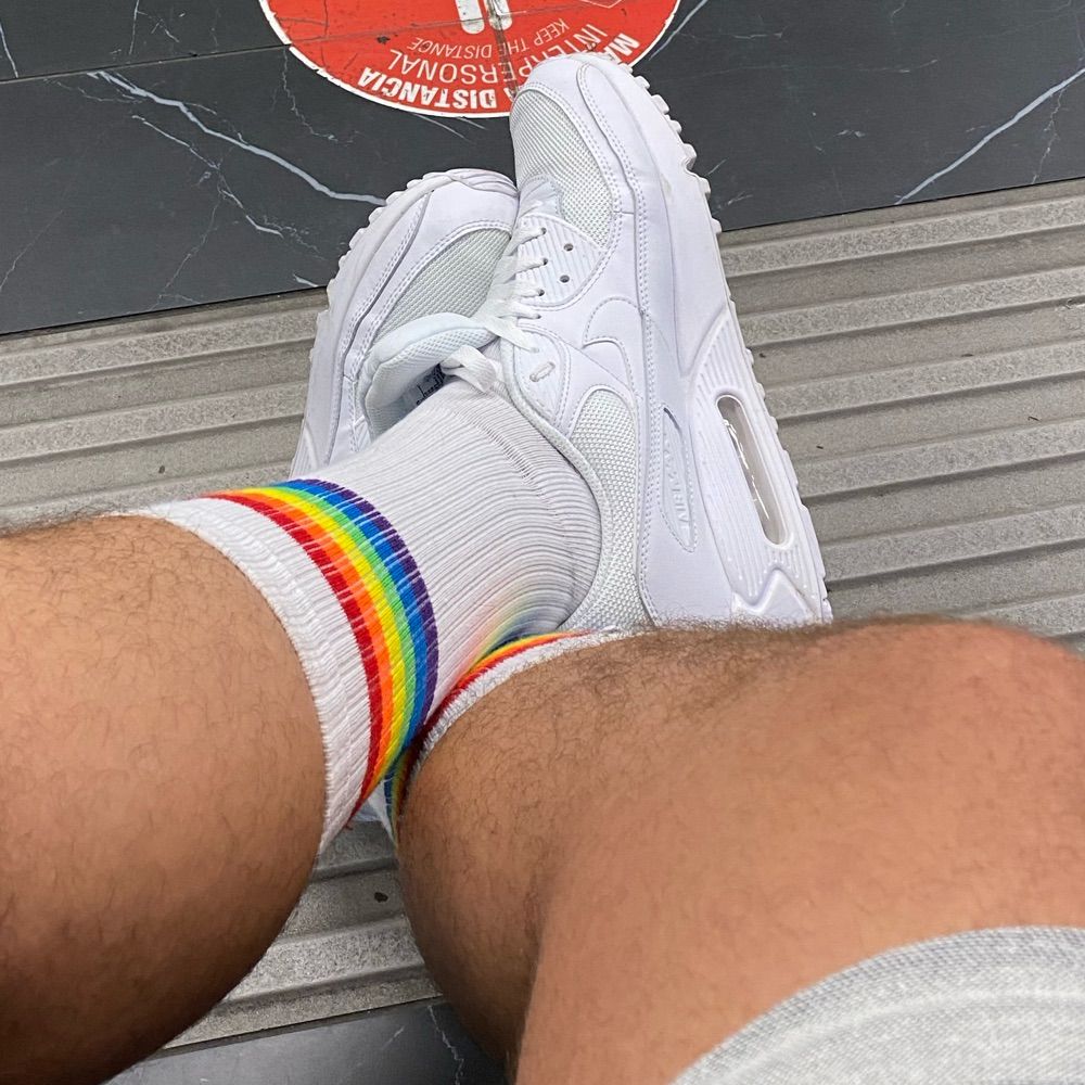 LickBearFeet