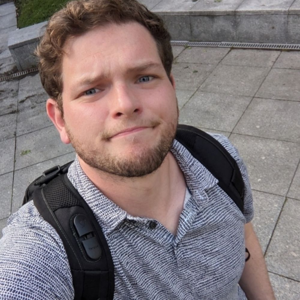 Daniel Dornan