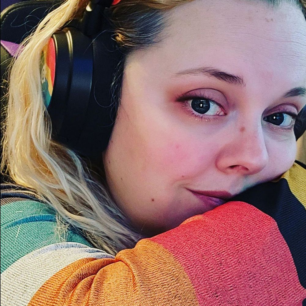 👩‍🔬🧵PatchworkPirate🎮📚