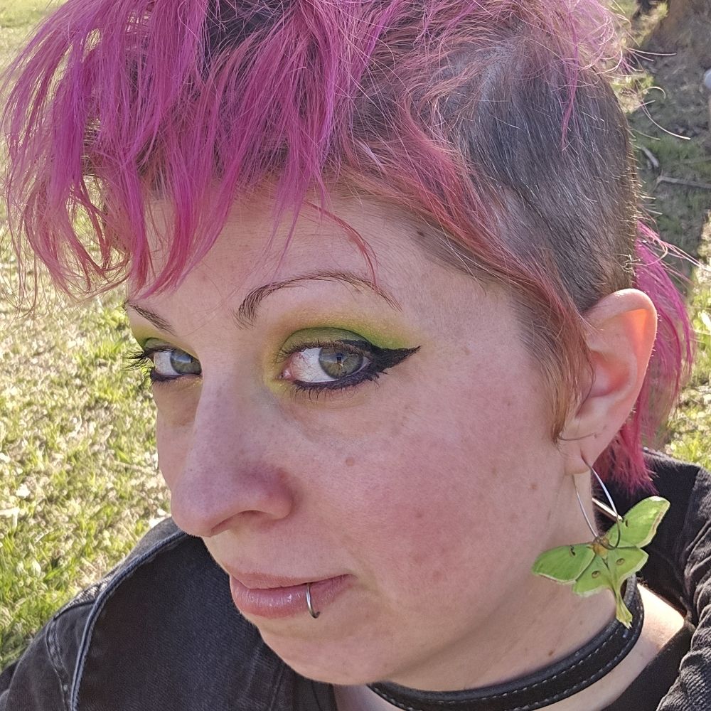 Aoife Moon 🏳️‍🌈🪴🦎