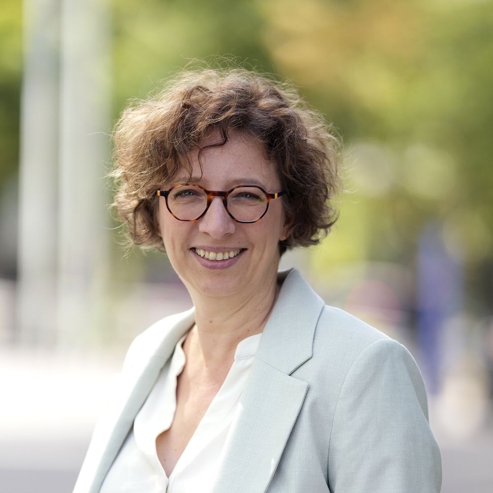 anneorenstein.bsky.social