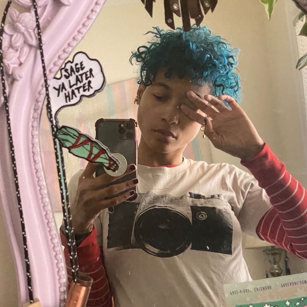 Tee Vee