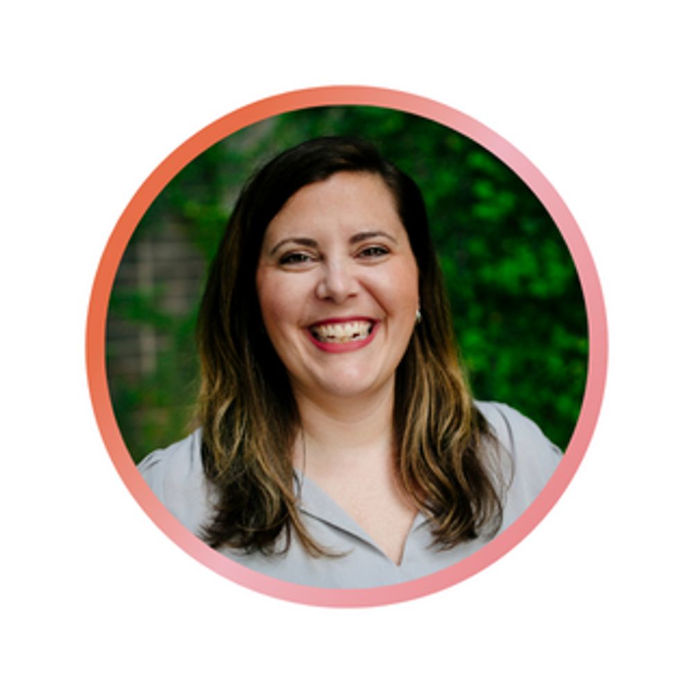 Megan | Deaf Social Media Marketing Expert