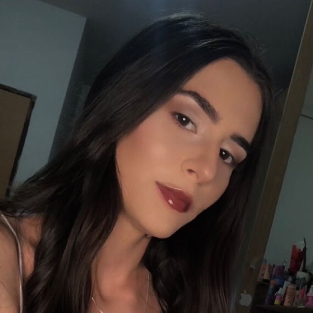 Isadora Coquevilli 