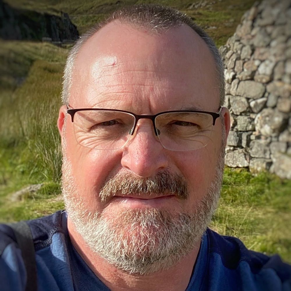 Andrew Tomlinson