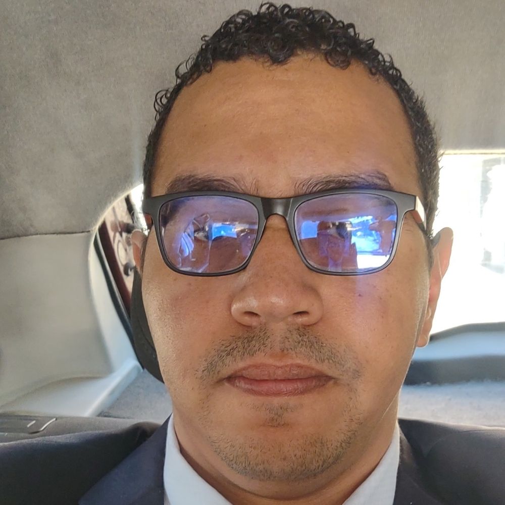 Leonardo D.