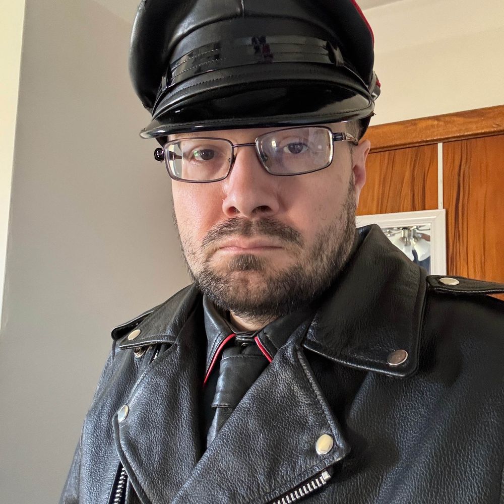 Leather Sir Karlin