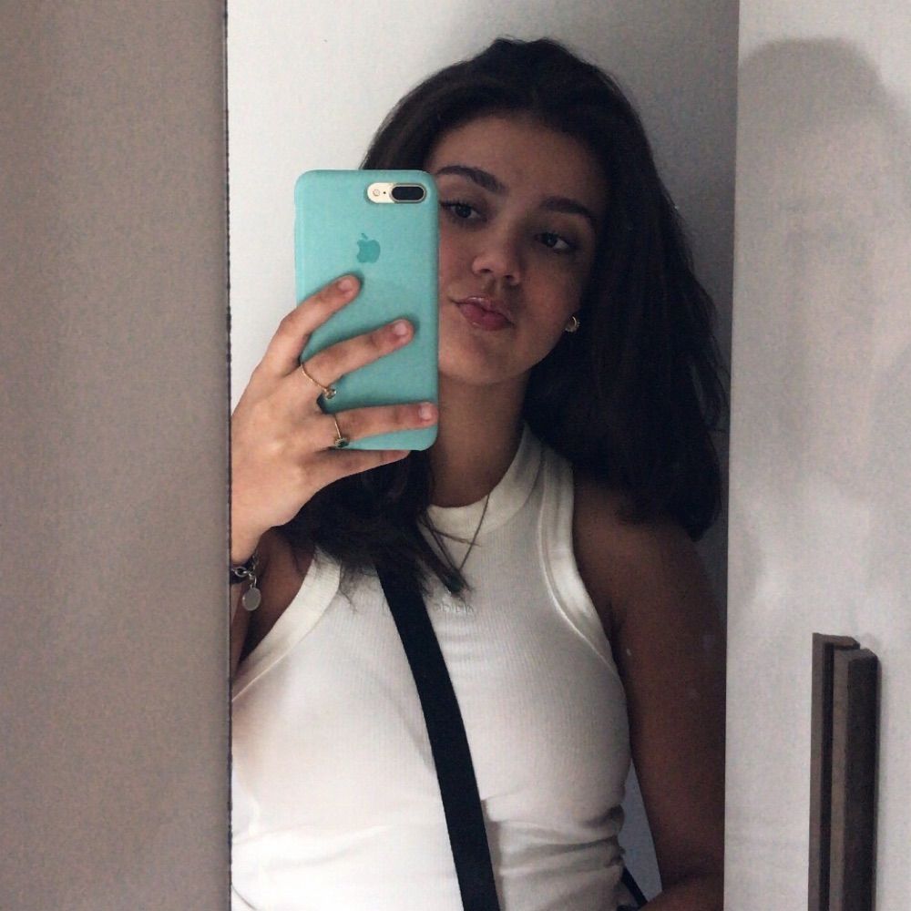Júlia Wall