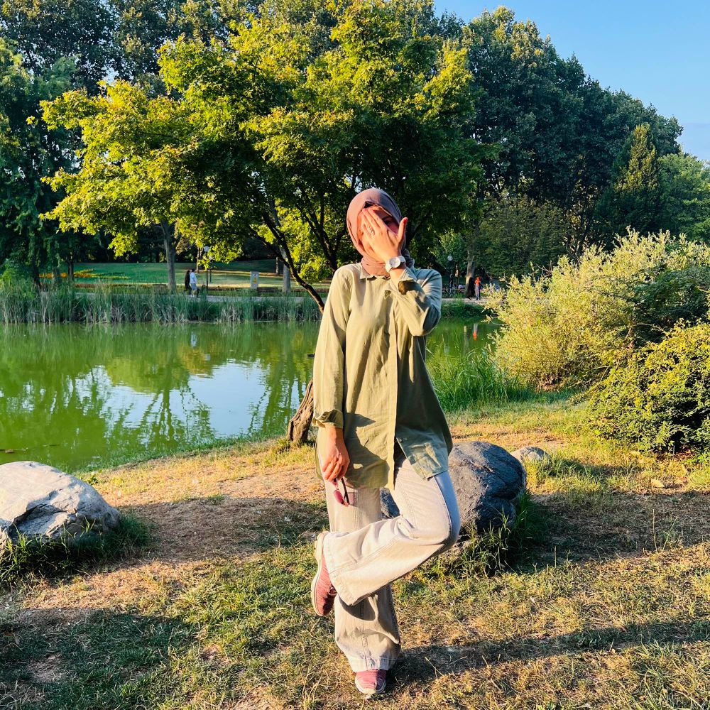 Defne🕊️