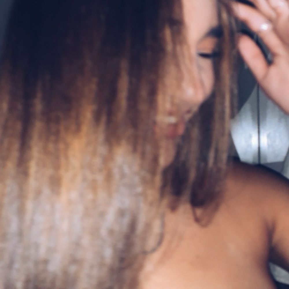 lara_.lana 