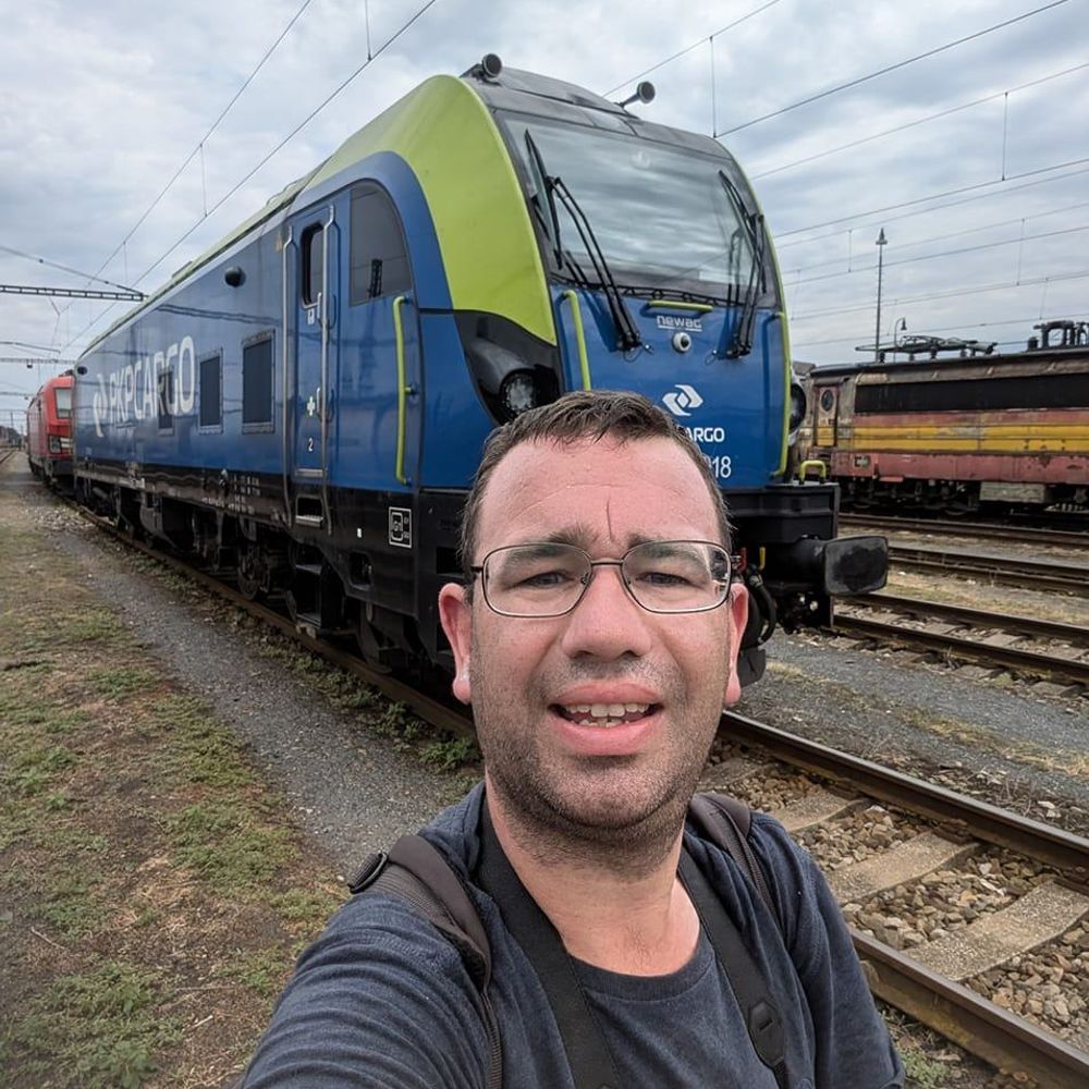 Iain Travels  -  A Rutland Photographer 🇪🇺 🇺🇦🇵🇸📷🚄✈️
