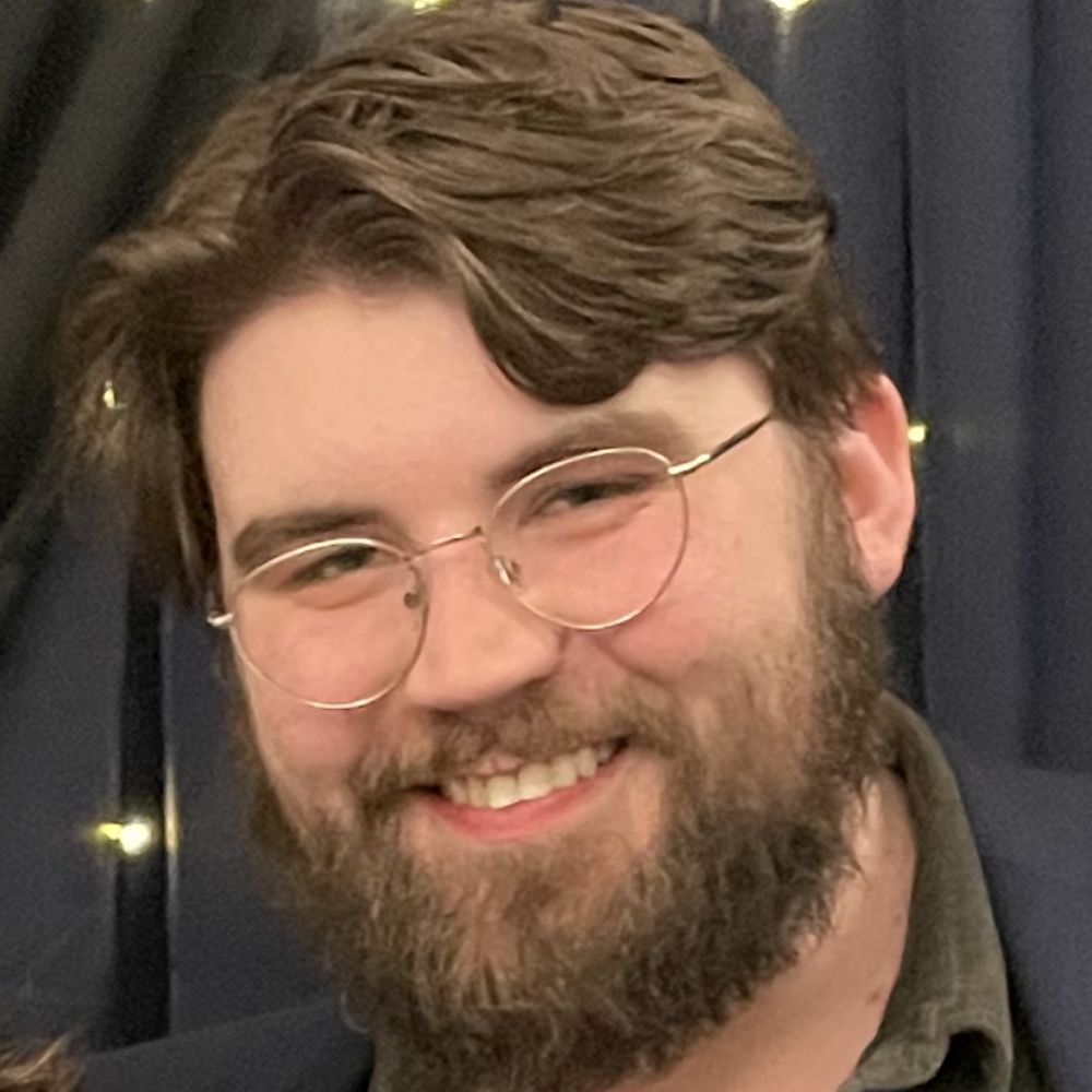 Lee Holden