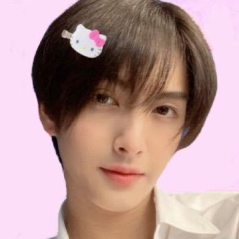 เหมียวง่วง🐾
