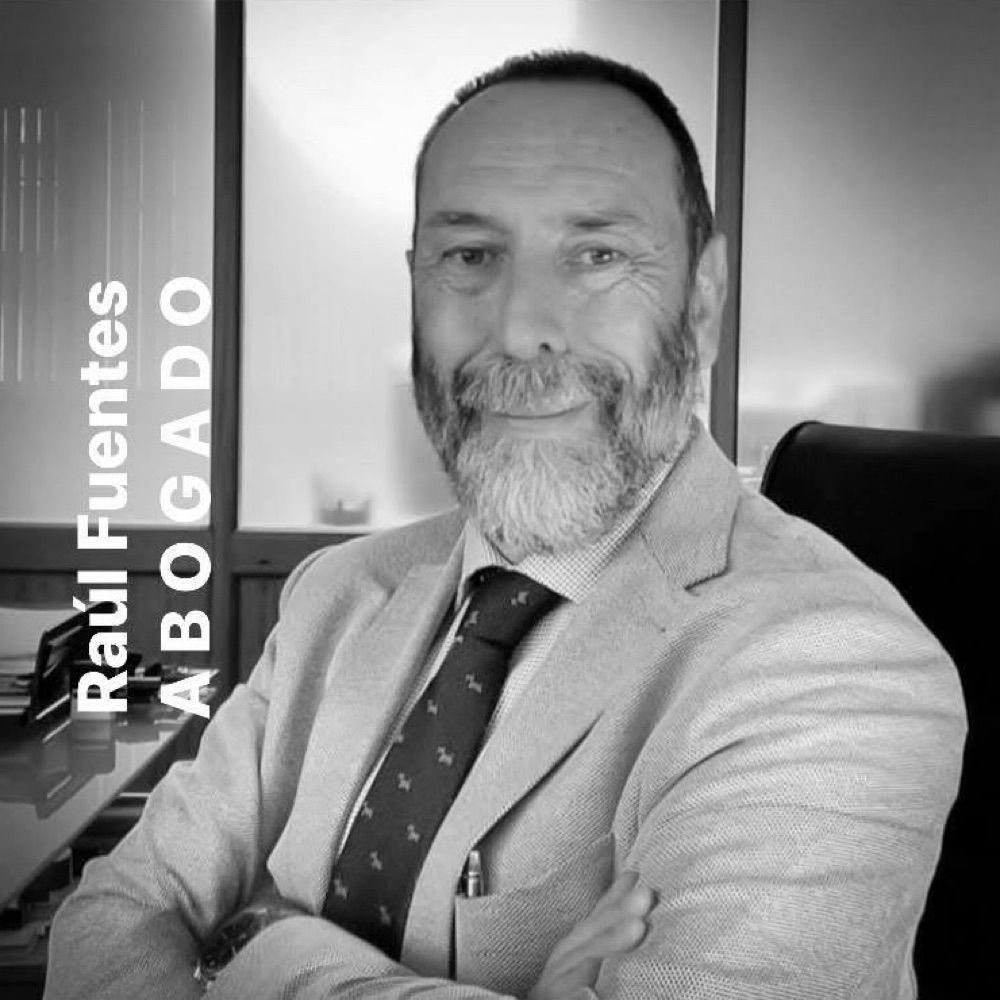 Raúl Fuentes ABOGADO