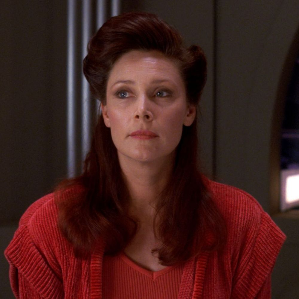 Commander Nella Daren