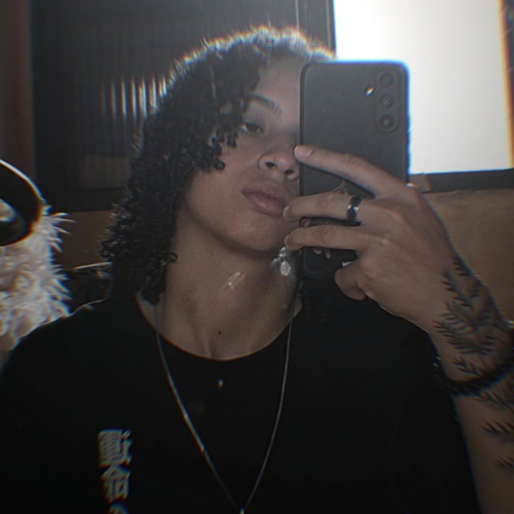 𝓐𝓭𝓻𝓲𝓮𝓵𝓵𝓮 𝓒𝓪𝓶𝓲𝓵𝓸 ⚢︎