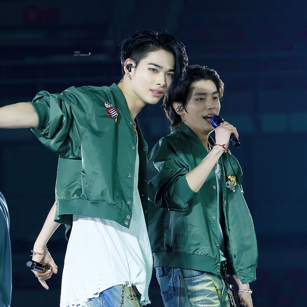 🌹🅴🅽- 제이크 🐶 니키 🐥(Fan account) ✨⛈️🌧❄️☃️🛫