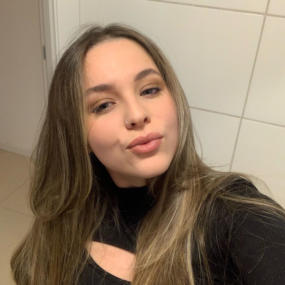 Carla T