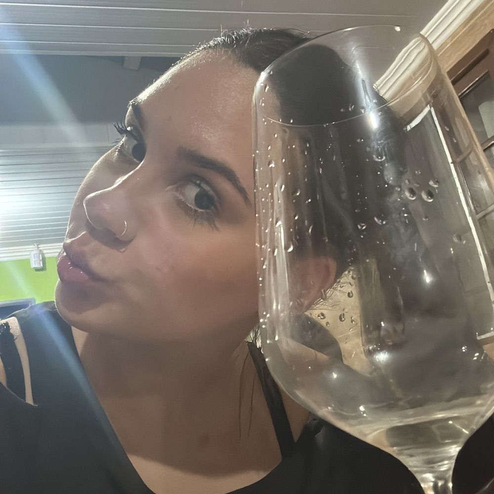 gaby bertoldo 