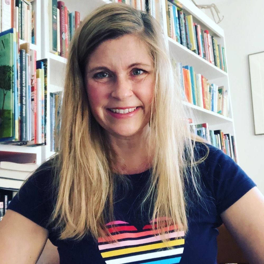Jo Knowles