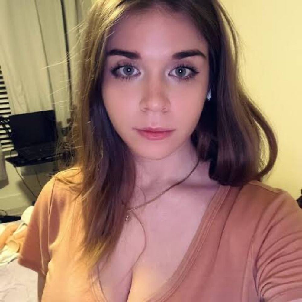 Charlotte Poppy