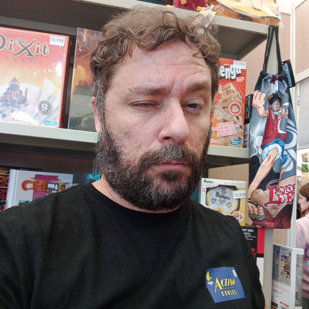 Action Cómics librería 