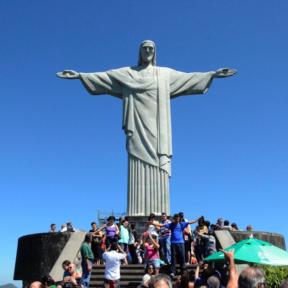 Rio The Guide