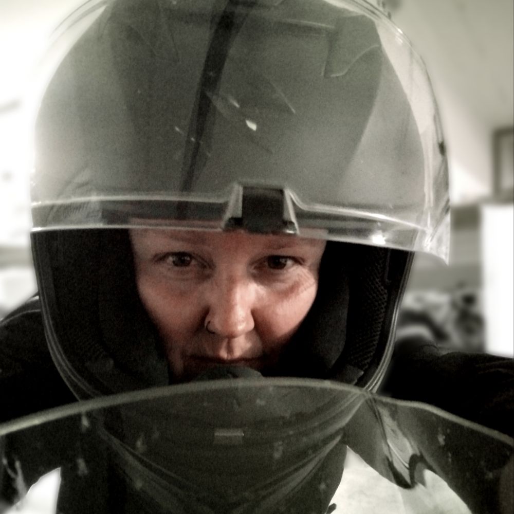 Aeni (und Möppi💚🏍️ und Kati🧡🚴)
