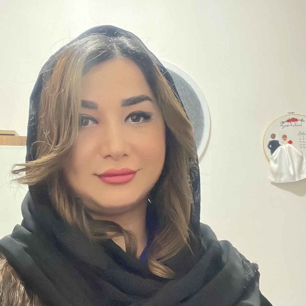 Zeynab Mah