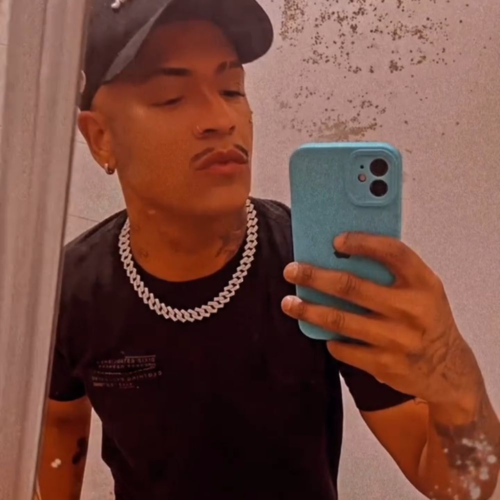 Theeusoliver_