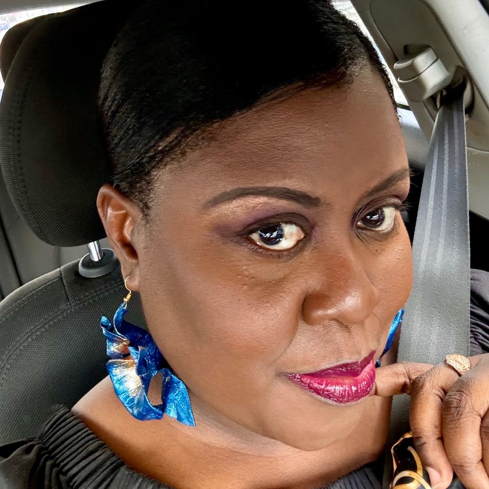 Dr. Stacy de Gale, PT, DPT 🇹🇹🇹🇹🇹🇹