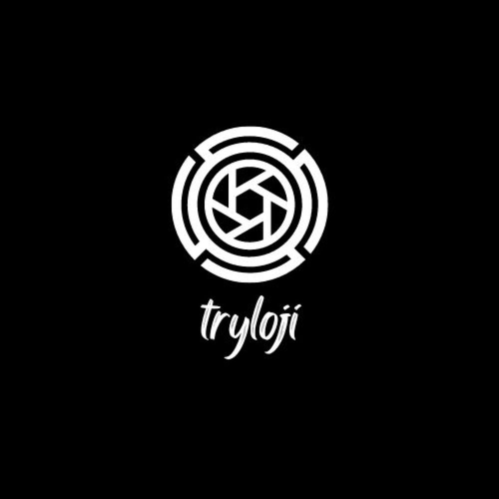Tryloji
