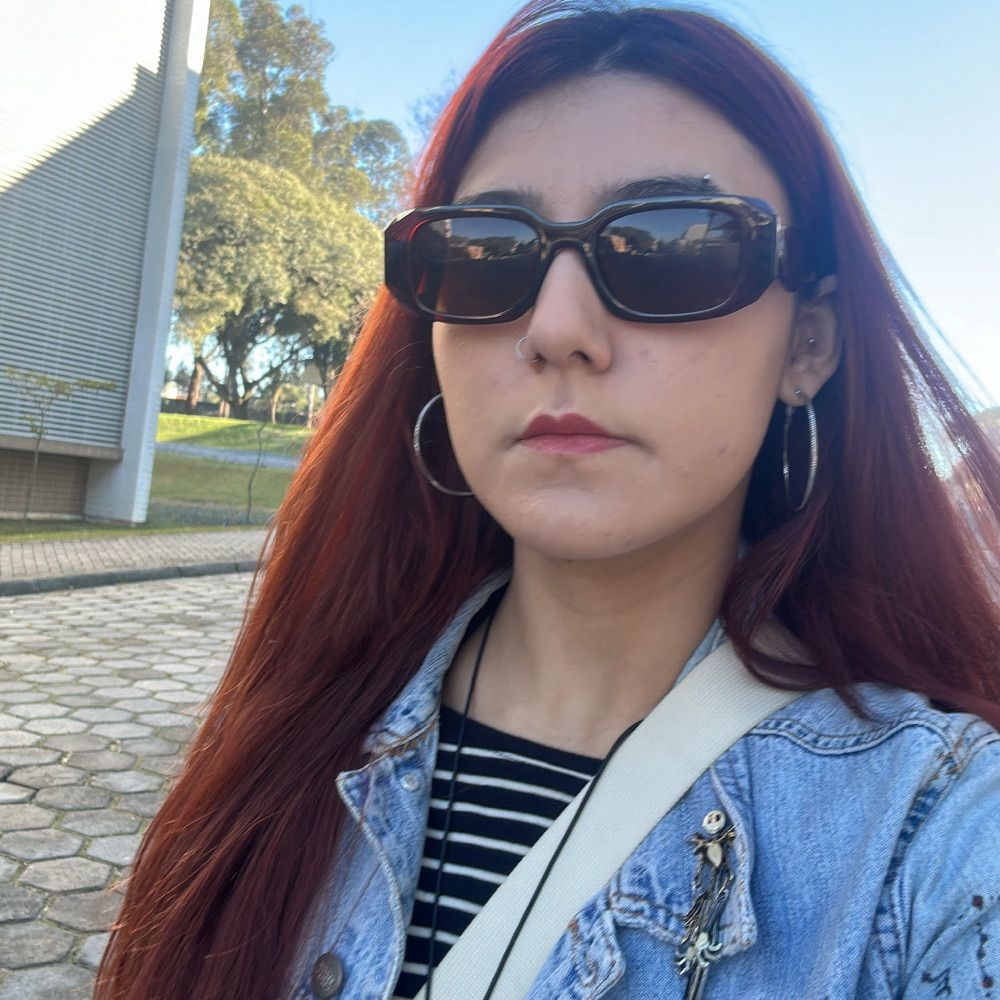 Bicha safada leva na cara