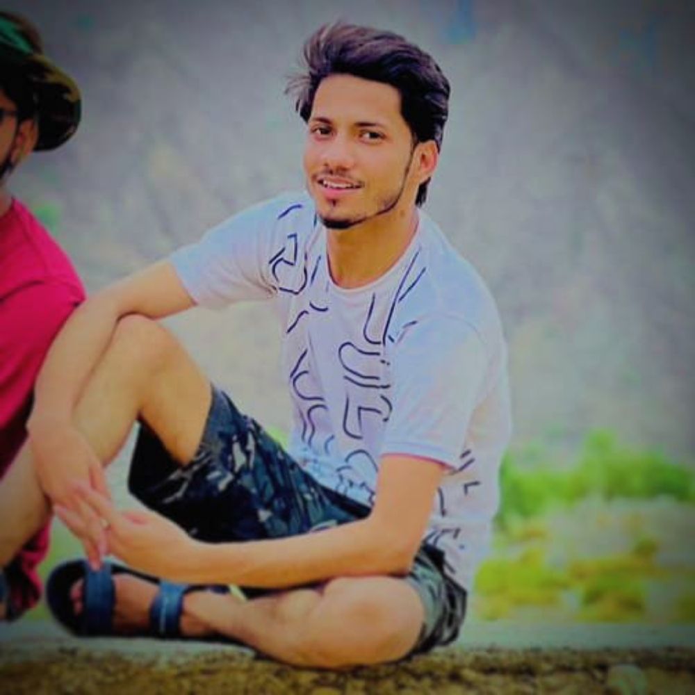 Shahzaib "دراوڙ"