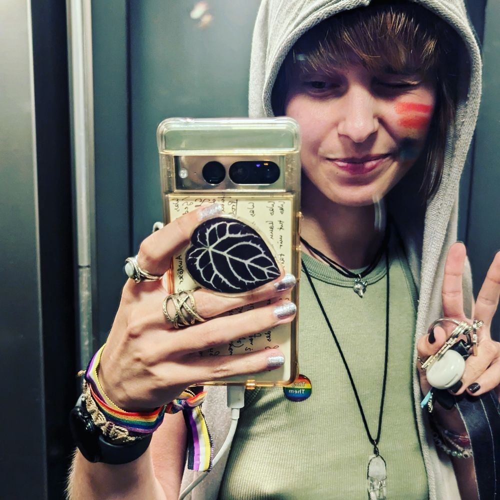 Dex 🏳️‍🌈