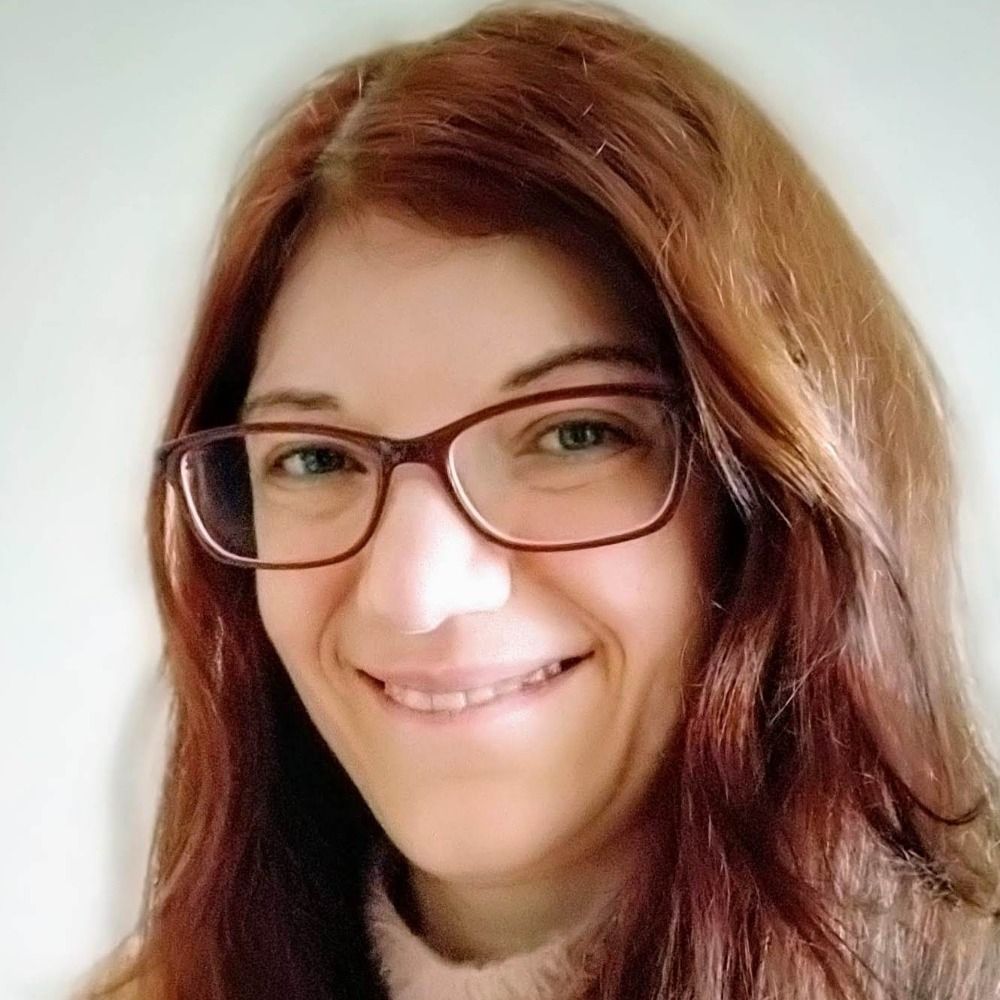 Emma Hoyle, STEM editor
