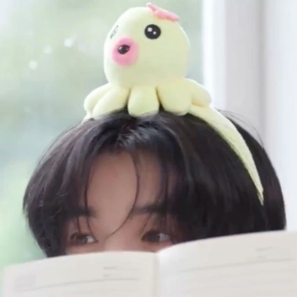 eyin :<
