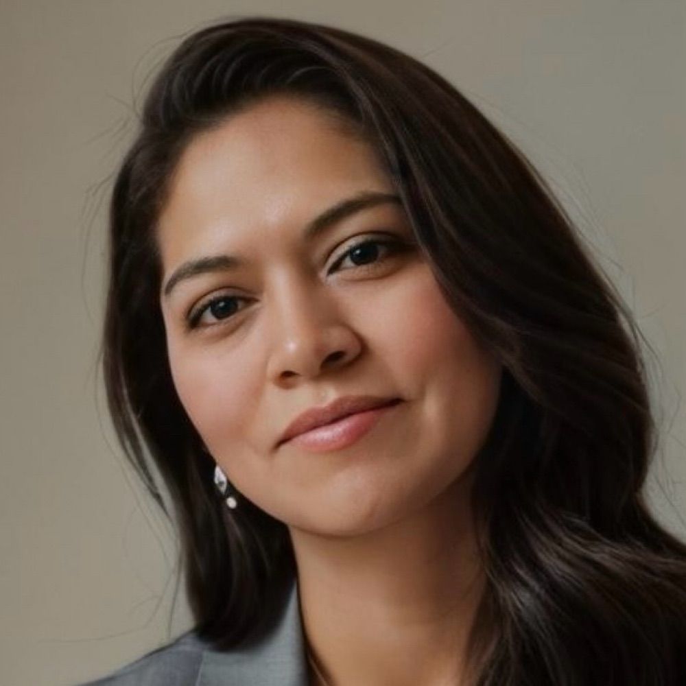 Linda López Stone
