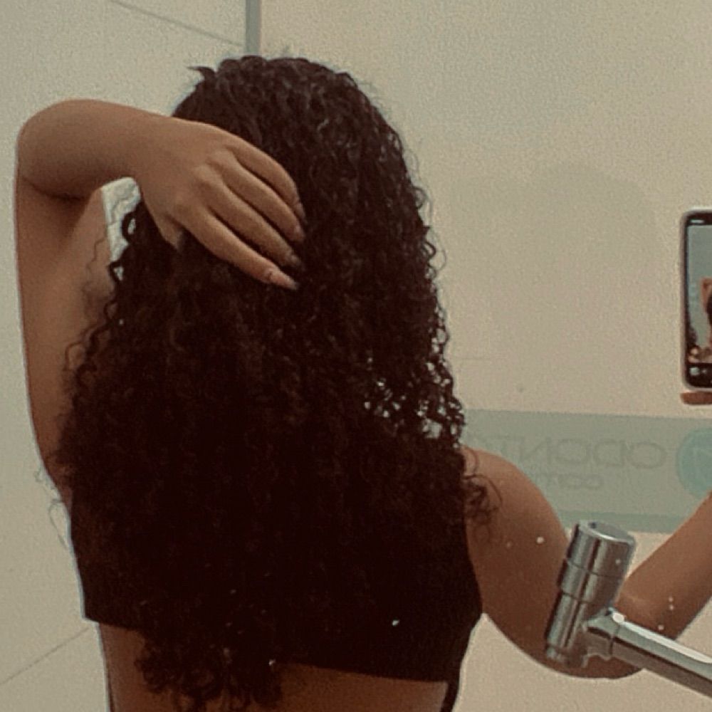júlia