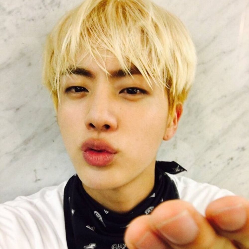 Dee⁷ ishereforBTS