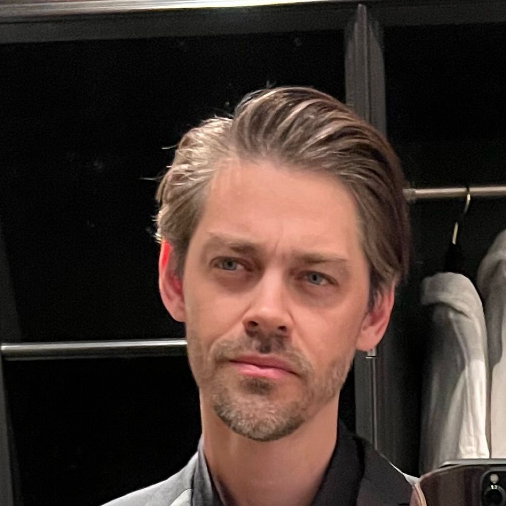 Tom Payne